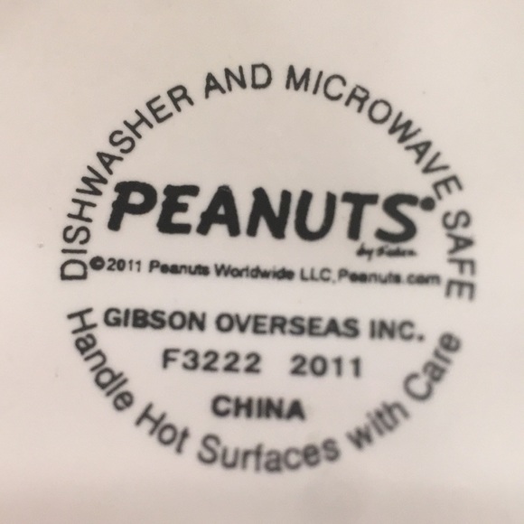 Peanuts Charlie Brown Cup - Picture 7 of 7